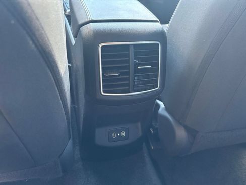 Used 2026 Kia Sportage LX FWD image 21