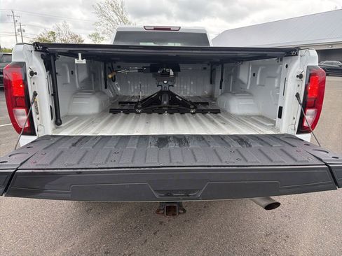 Used 2022 GMC Sierra 3500 SLE w/ SLE Convenience Package AWD/4WD image 23
