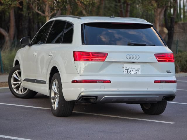 Used 2017 Audi Q7 3.0T Premium AWD/4WD image 20