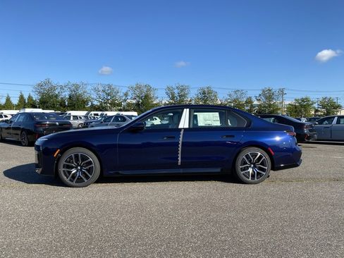 New 2026 BMW 760i xDrive image 4