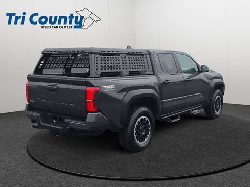 Used 2025 Toyota Tacoma TRD Off-Road w/ TRD Off Road Upgrade Package AWD/4WD image 8