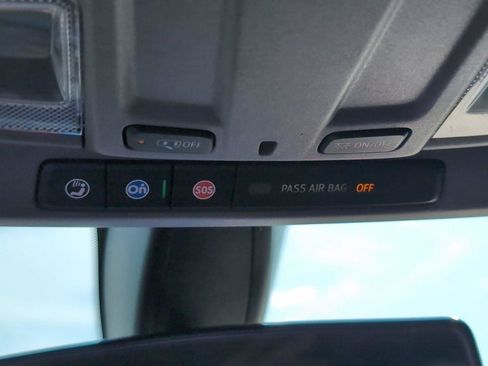 Used 2021 Chevrolet Silverado 1500 LT Trail Boss w/ Bed Protection Package AWD/4WD image 19