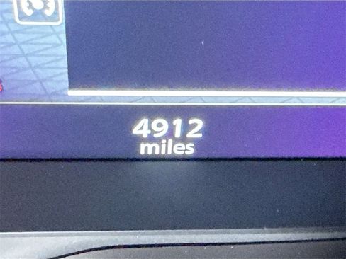 Certified 2025 Nissan Rogue SL image 5