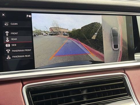 Used 2019 Porsche Panamera 4 image 22
