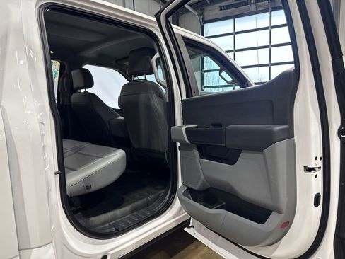 Used 2021 Ford F150 XL w/ Trailer Tow Package image 82