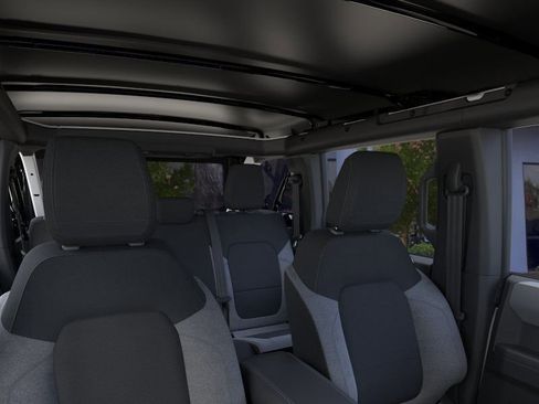 New 2025 Ford Bronco 4-Door AWD/4WD image 45