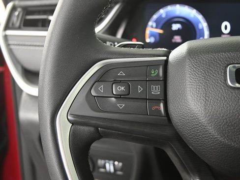 Used 2025 Jeep Grand Cherokee L Altitude image 35