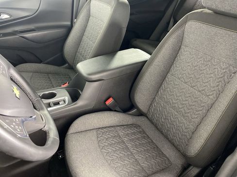 Used 2023 Chevrolet Equinox LT image 22