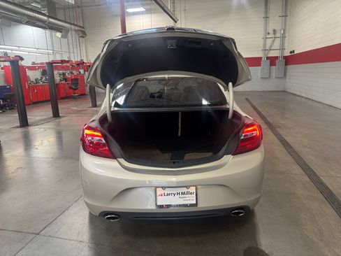Used 2016 Buick Regal FWD image 34