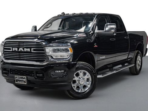 Used 2023 RAM 3500 Laramie AWD/4WD image 4