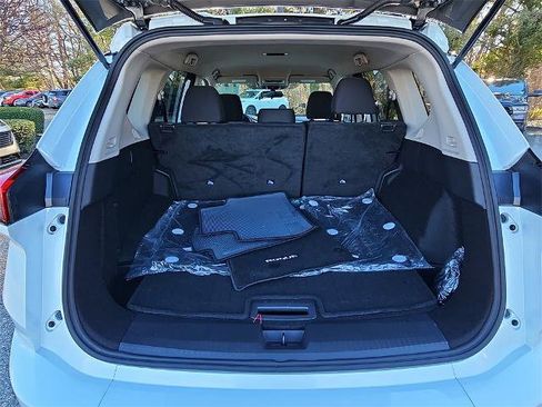 Certified 2025 Nissan Rogue S image 30