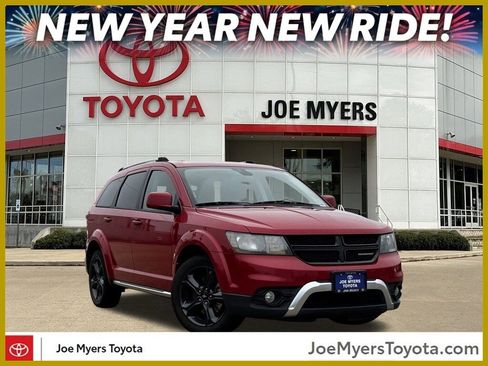 Used 2018 Dodge Journey Crossroad w/ Driver Convenience Group image 1