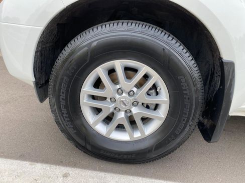 Used 2017 Nissan Frontier SV w/ SV Value Truck Package image 23