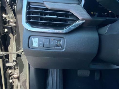 New 2026 GMC Acadia Denali w/ Super Cruise Package image 32