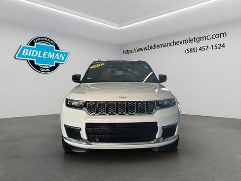 Used 2021 Jeep Grand Cherokee L Summit w/ Advanced Protech Group IV image 2