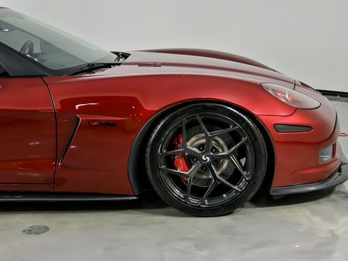 Used 2013 Chevrolet Corvette Z06 w/ Battery Protection Package image 15