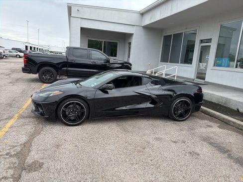 Used 2020 Chevrolet Corvette Stingray Coupe w/ 1LT RWD image 1