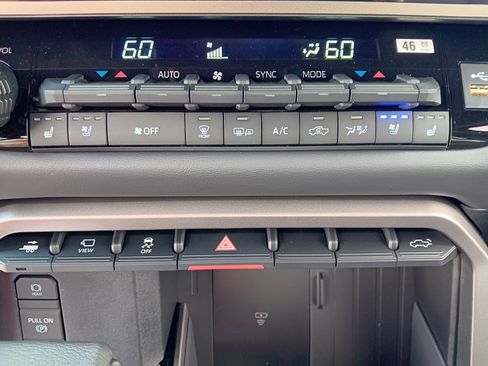New 2026 Toyota Tundra Platinum AWD/4WD image 23