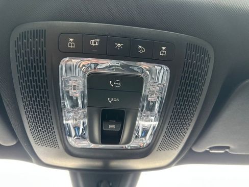 Used 2023 Mercedes-Benz GLB 250 4MATIC image 25