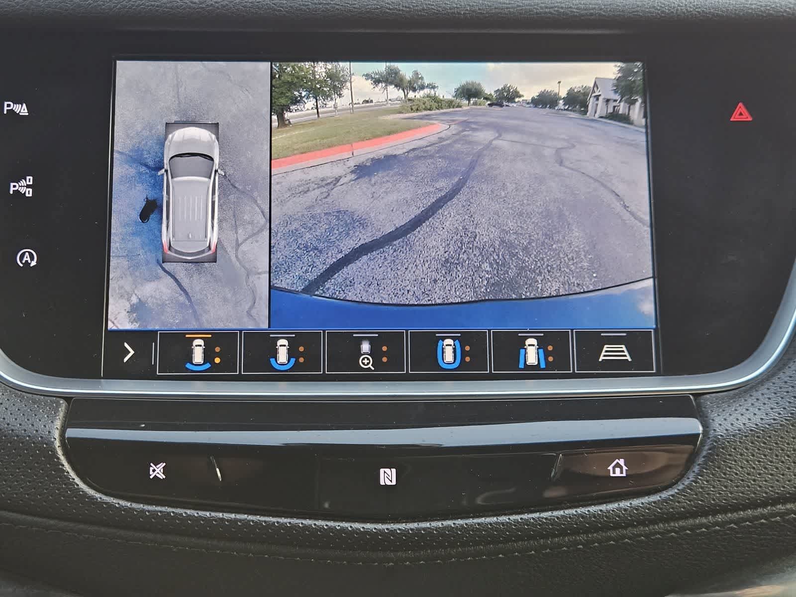 Used 2020 Cadillac XT5 Premium Luxury FWD image 18