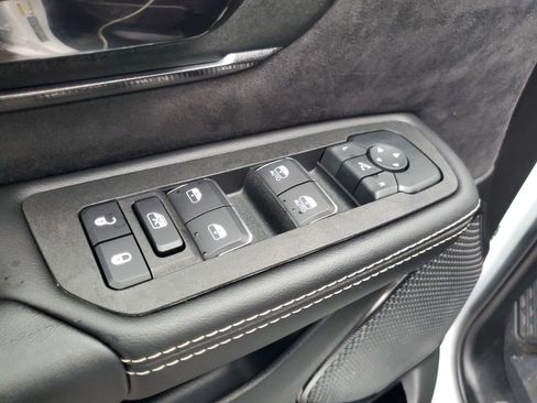 Used 2025 RAM 1500 RHO image 9