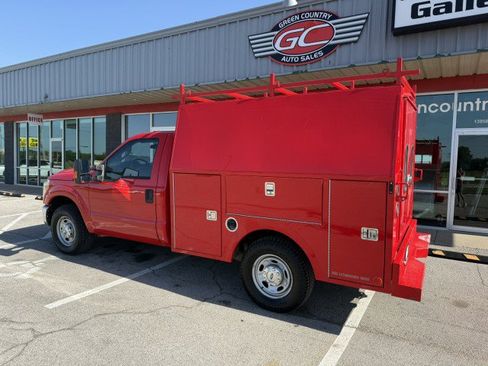 Used 2016 Ford F250 XL w/ Power Equipment Group RWD image 5