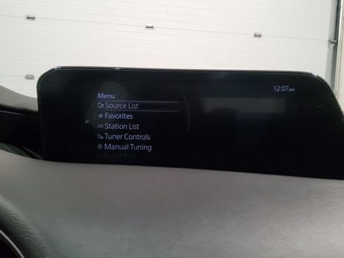 Used 2024 MAZDA MAZDA3 s FWD image 26
