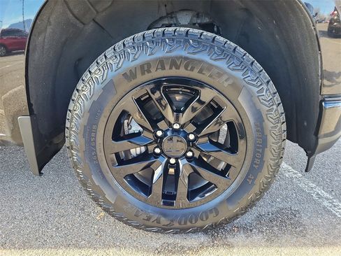 Certified 2022 Chevrolet Silverado 1500 RST image 17