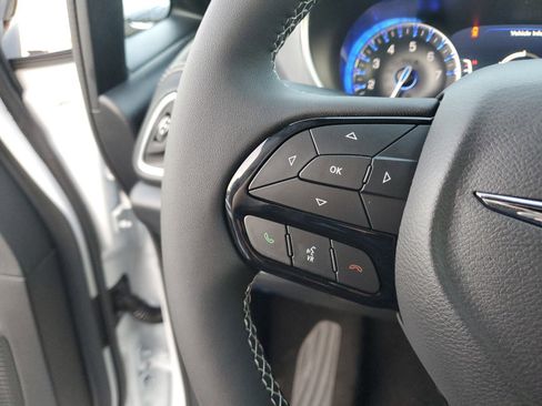 New 2026 Chrysler Pacifica Limited w/ S Appearance Package image 23