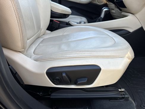 Used 2017 BMW X1 xDrive28i image 38