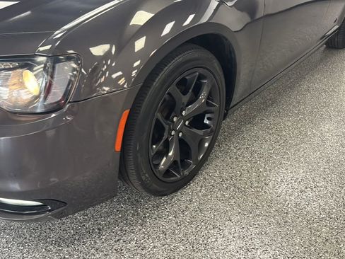 Used 2021 Chrysler 300 S RWD image 33