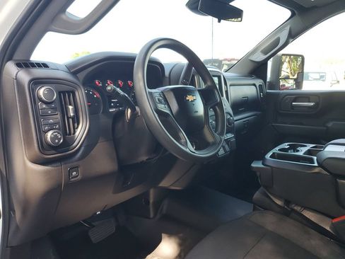Used 2025 Chevrolet Silverado 2500 Custom w/ Custom Convenience Package AWD/4WD image 20