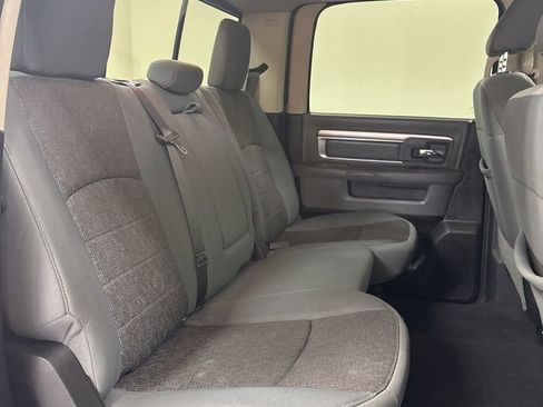 Used 2014 RAM 1500 Big Horn image 31