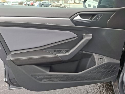 New 2026 Volkswagen Jetta SE image 8