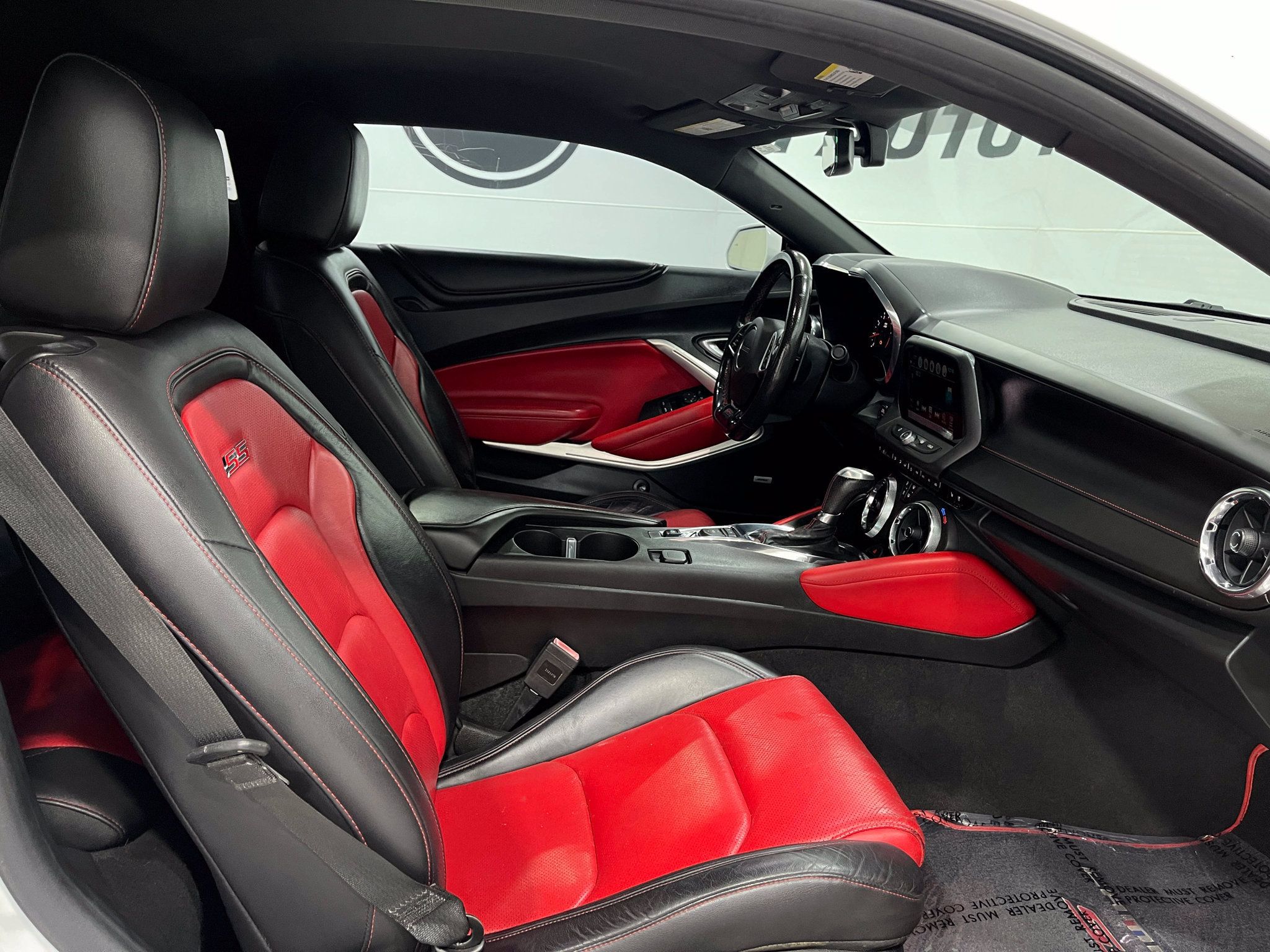 Used 2018 Chevrolet Camaro SS RWD image 30
