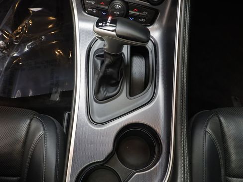 Used 2015 Dodge Challenger SXT Plus w/ Technology Group image 13