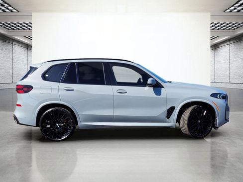 New 2026 BMW X5 xDrive40i w/ M Sport Package AWD/4WD image 5