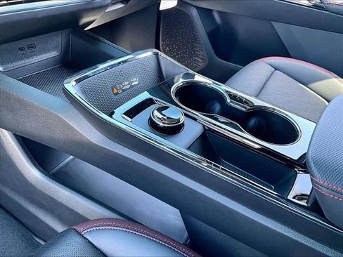 New 2027 Chevrolet Equinox RS w/ Convenience Package III FWD image 13