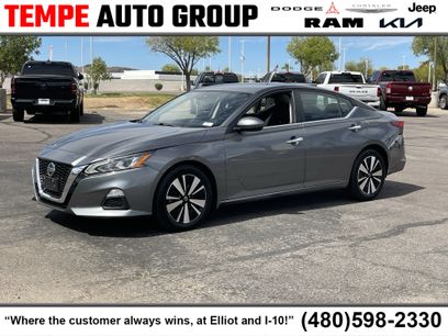 Used 2022 Nissan Altima 2.5 SV