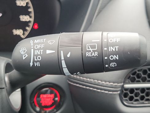 Certified 2024 Honda HR-V EX-L image 28