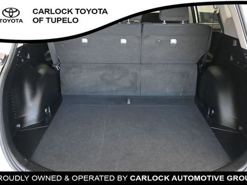 Used 2018 Toyota RAV4 XLE w/ Plus Extra Value Package FWD image 34