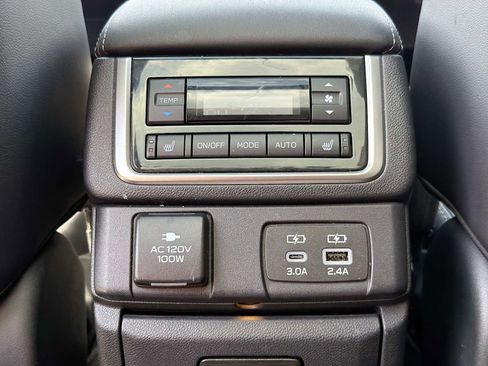 Used 2024 Subaru Ascent Touring w/ Popular Package #2 AWD/4WD image 33