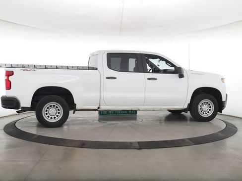 Used 2021 Chevrolet Silverado 1500 W/T w/ WT Convenience Package AWD/4WD image 6