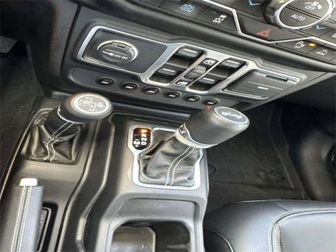 Used 2021 Jeep Wrangler Unlimited Sahara w/ Cold Weather Group image 25