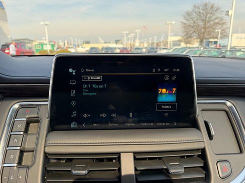 Used 2024 Chevrolet Tahoe LT w/ LT Signature Package image 17