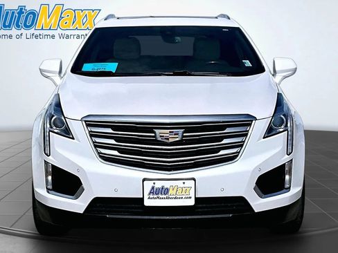 Used 2018 Cadillac XT5 Luxury w/ Driver Awareness Package AWD/4WD image 2