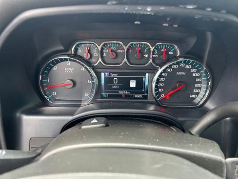 Used 2018 Chevrolet Silverado 1500 High Country image 17