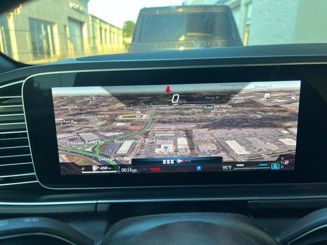Used 2025 Mercedes-Benz GLE 450 4MATIC image 14
