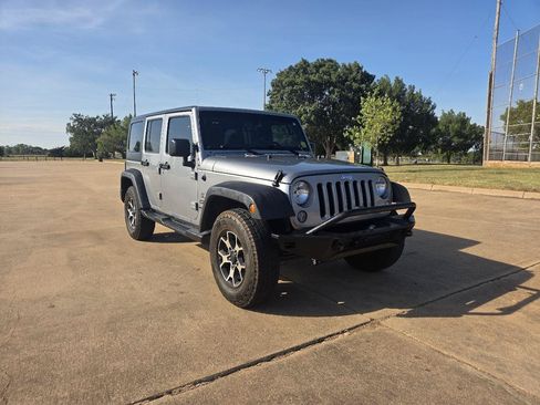 Used 2016 Jeep Wrangler Unlimited Sport w/ Quick Order Package 24S AWD/4WD image 25