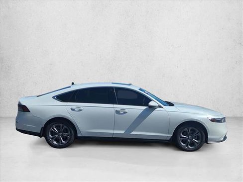 Used 2024 Honda Accord EX image 4